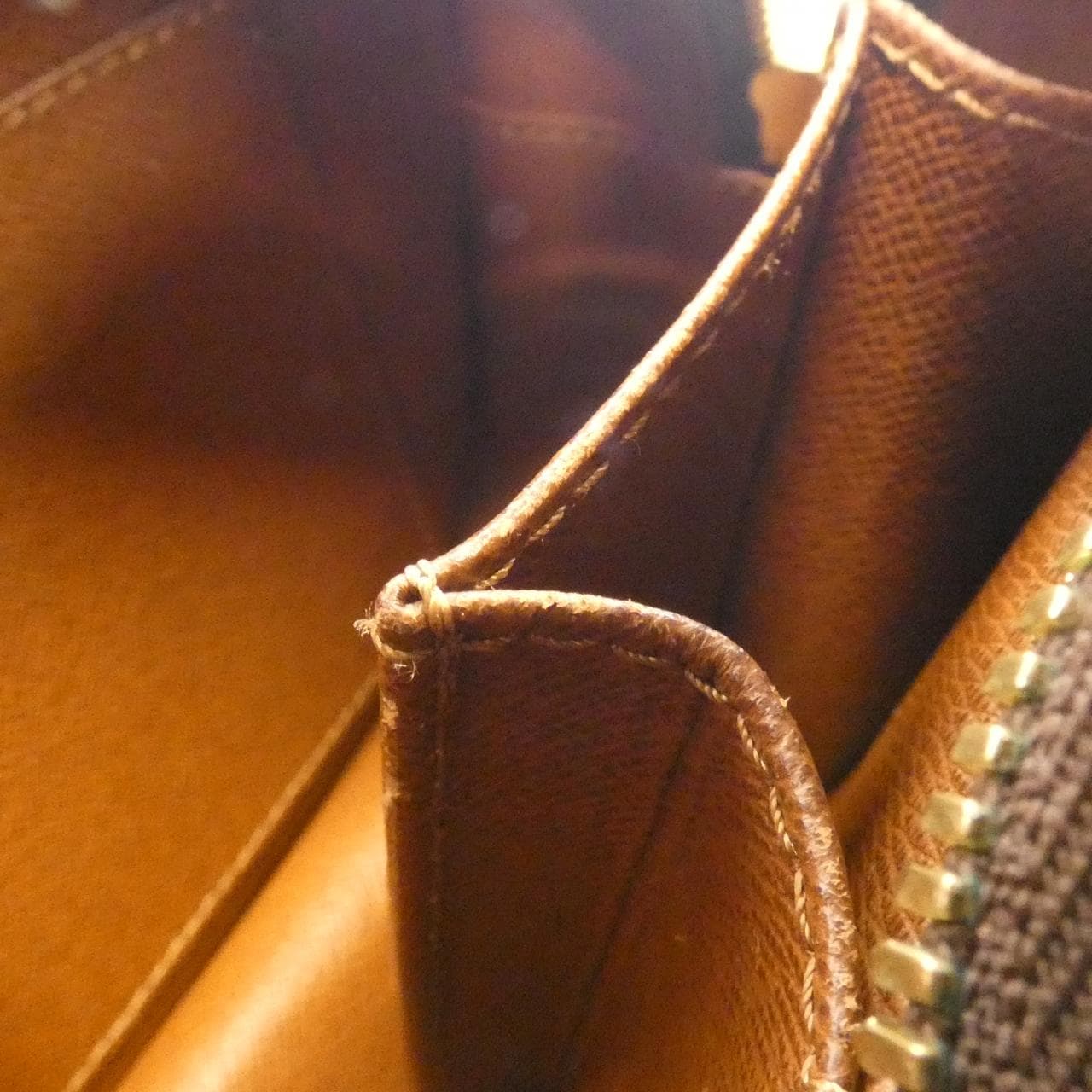 ルイヴィトン モノグラム シテ MM M51182 ショルダーバッグ