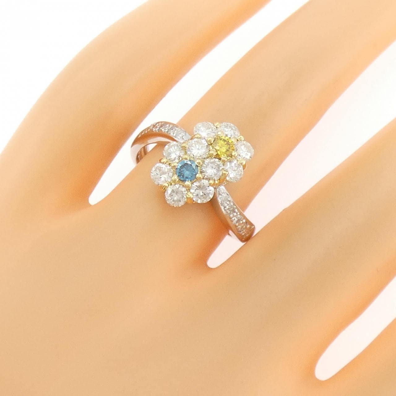PT900/K18YG フラワー ダイヤモンド リング 1.35CT