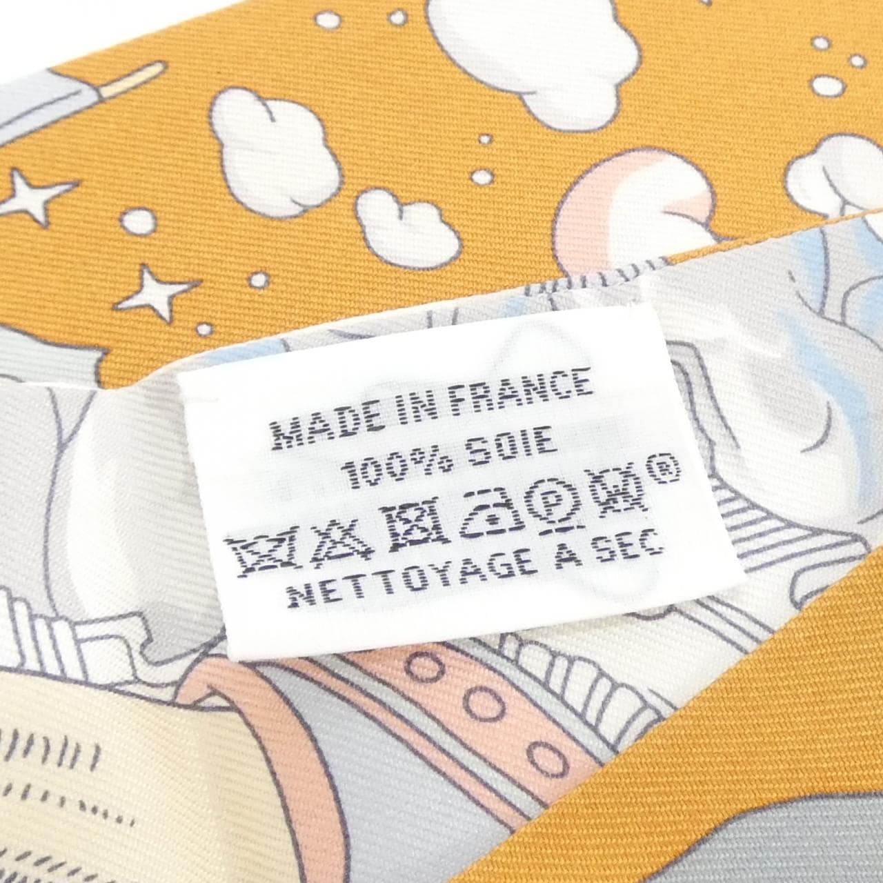 エルメス SUR MON NUAGE ツイリー 063900S スカーフ