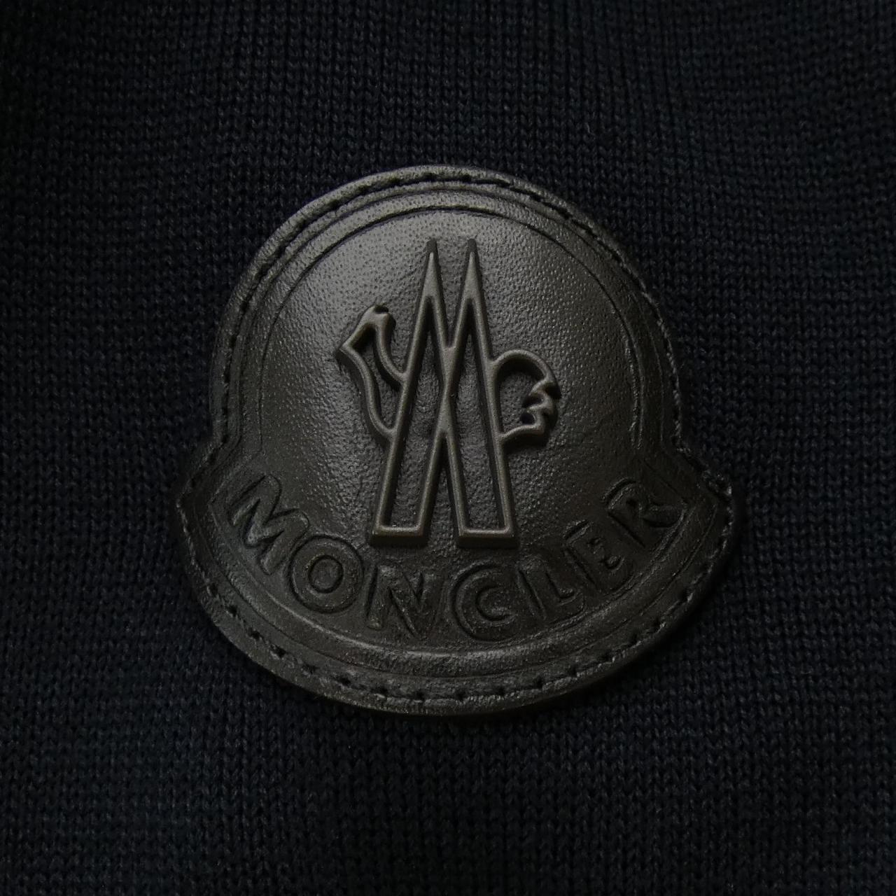 モンクレール MONCLER ダウンジャケット