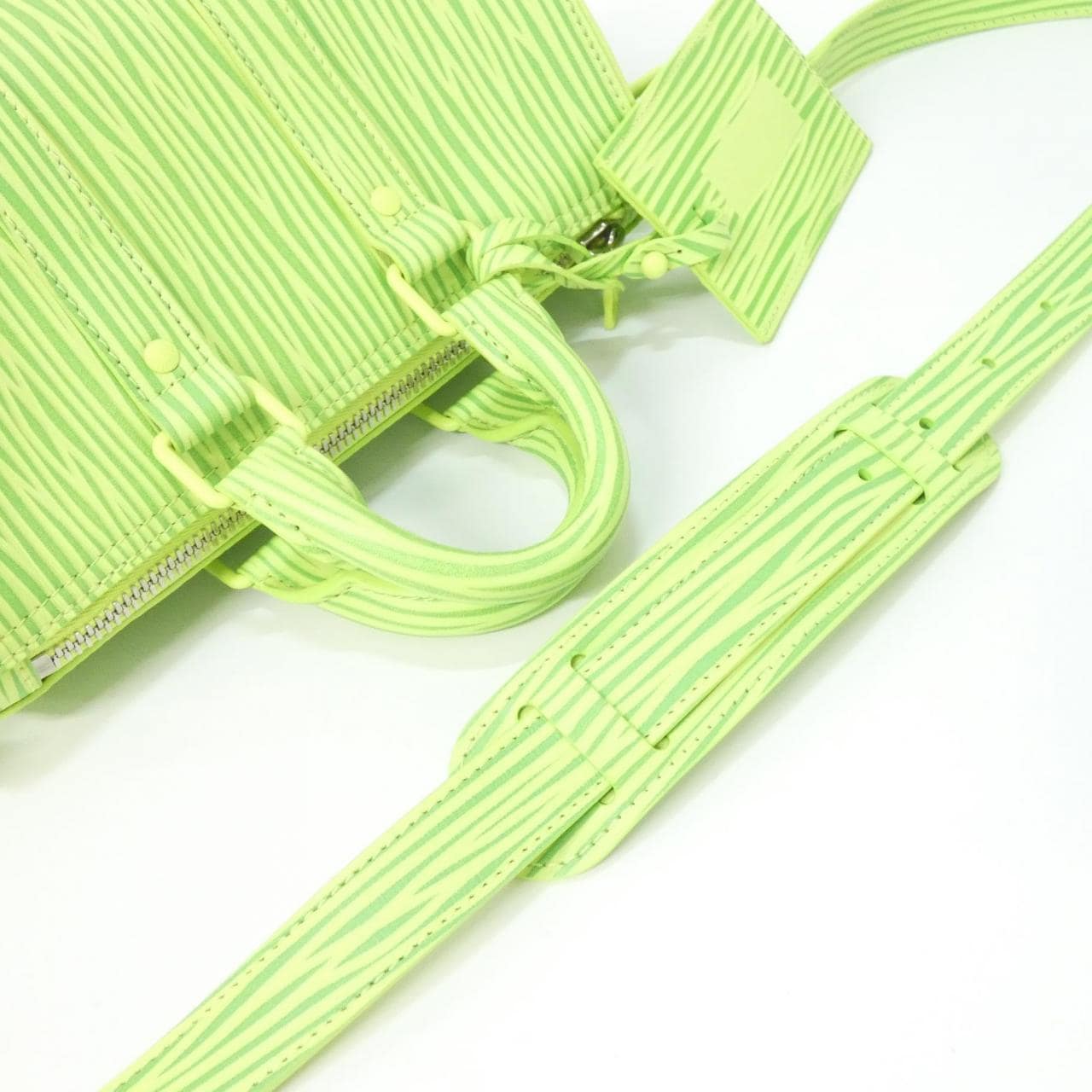 ルイヴィトン エピXL(LV x PARK SEO-BO) キーポル バンドリエール 25cm M11587 ボストンバッグ