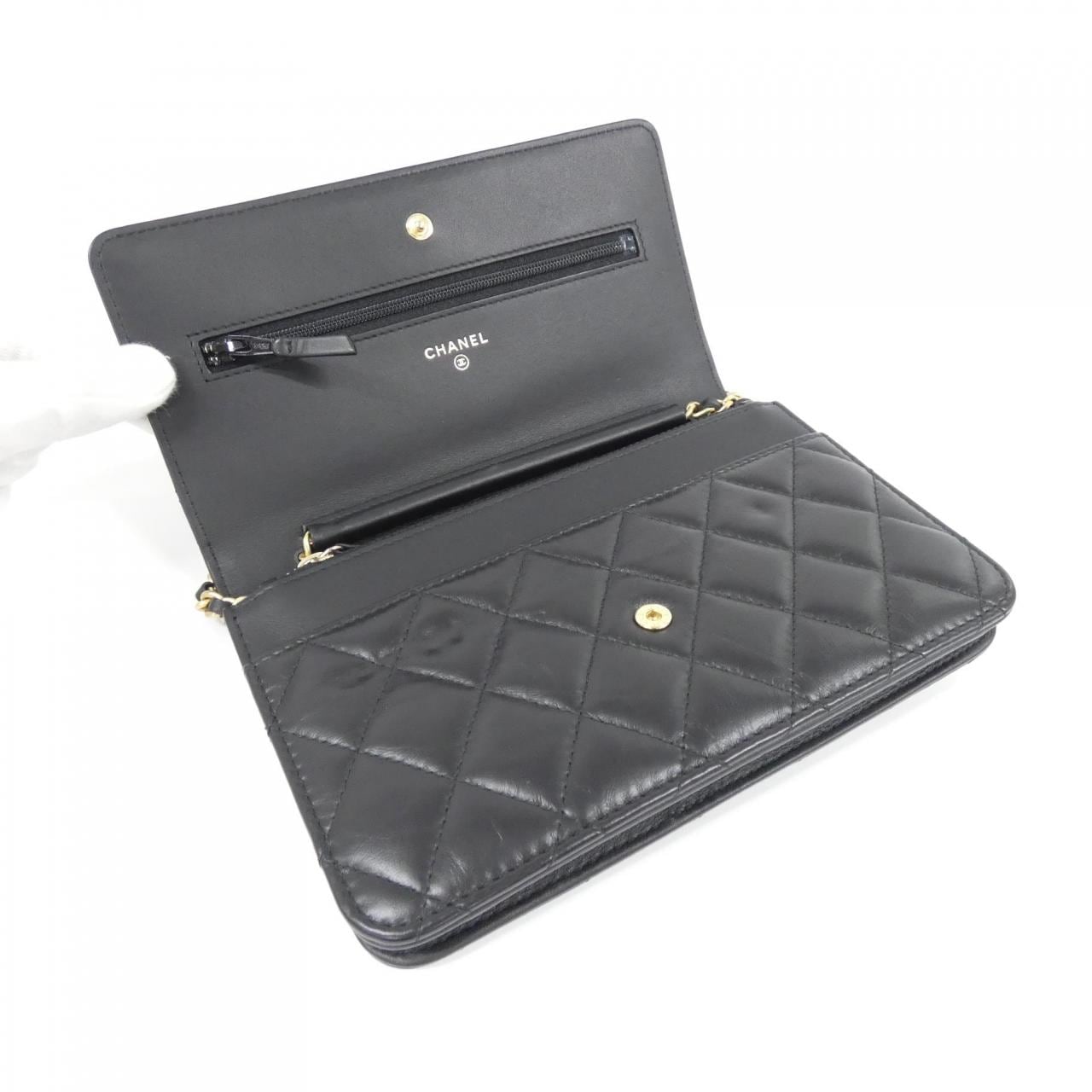 シャネル チェーンウォレット