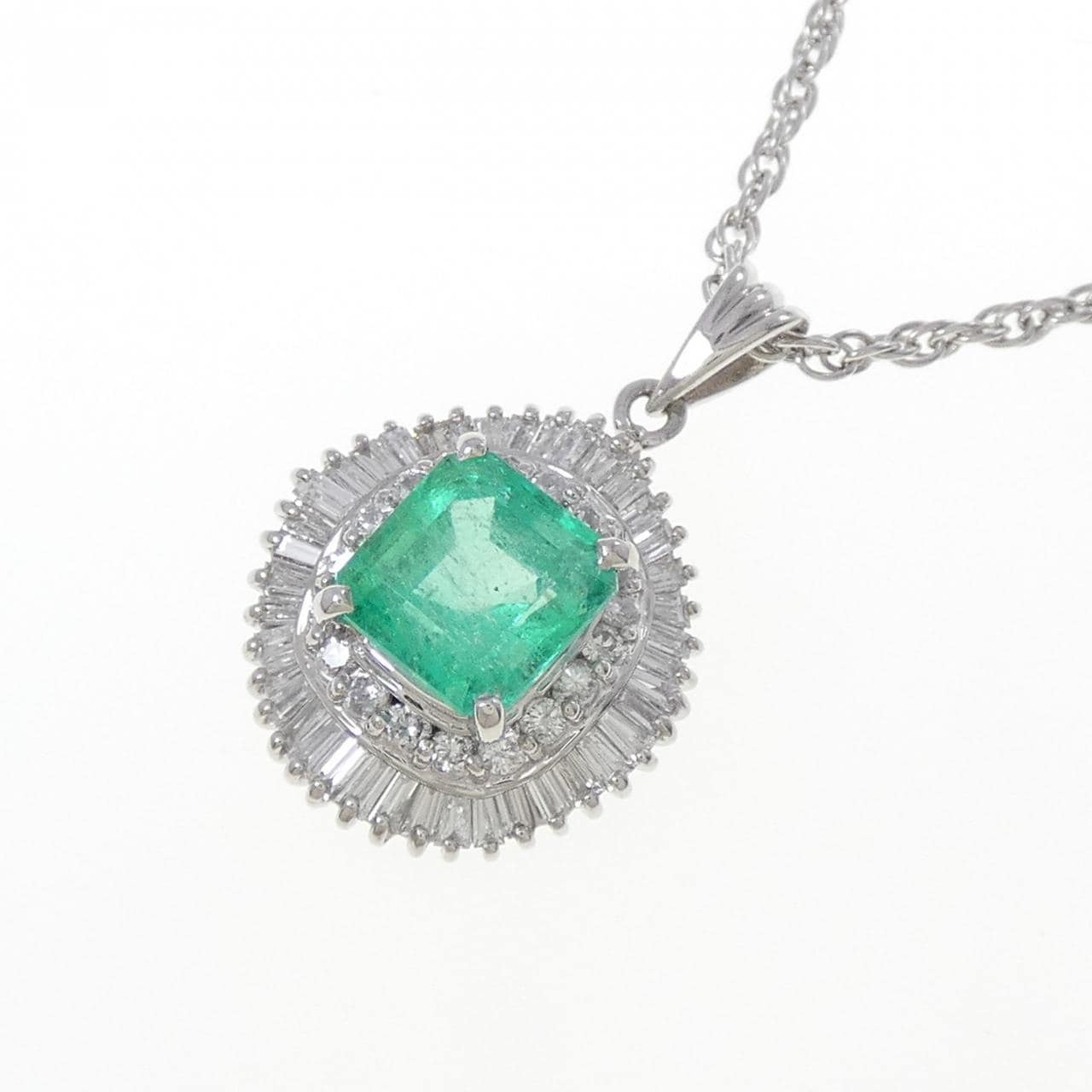 PT/PT850 エメラルド ネックレス 1.88CT