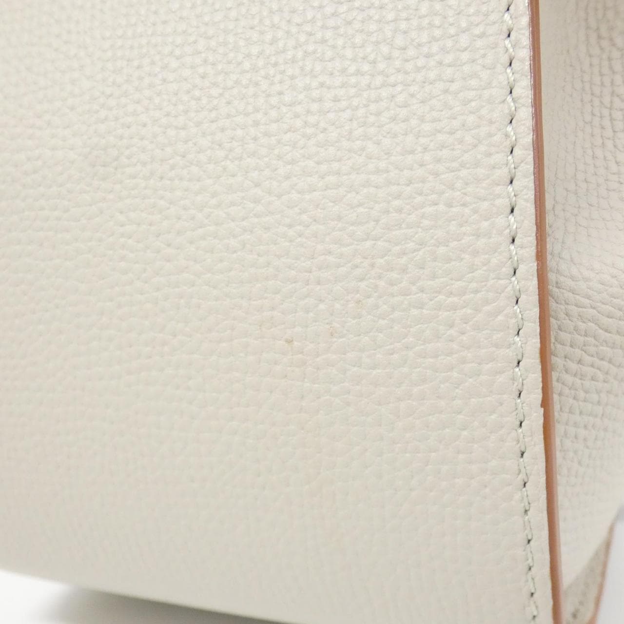 ロエベ ハンモック ドローストリング ミニ A538V07X10 ショルダーバッグ