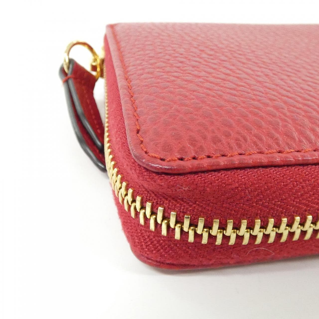 グッチ PETIT MARMONT 456117 CAO0G 財布