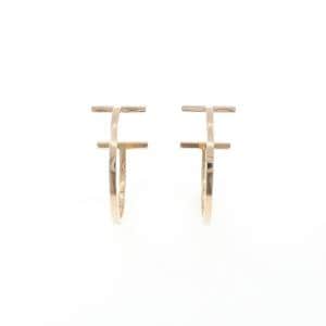 ティファニー Tワイヤー フープ ミディアム ピアス