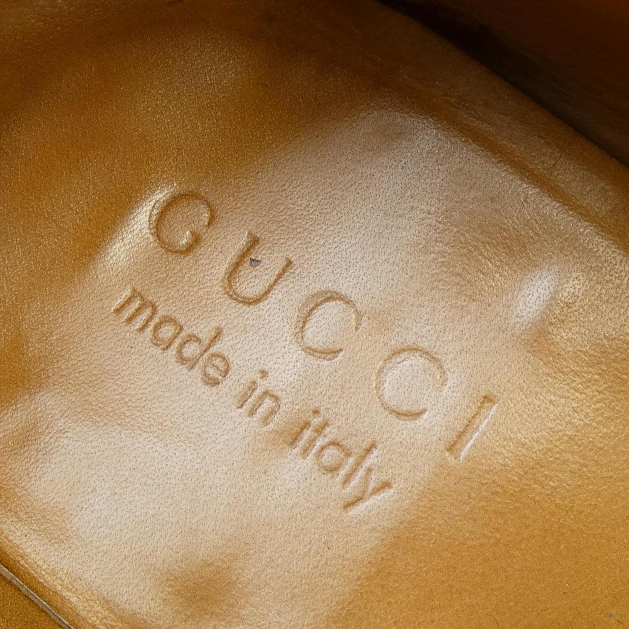 GUCCI鞋