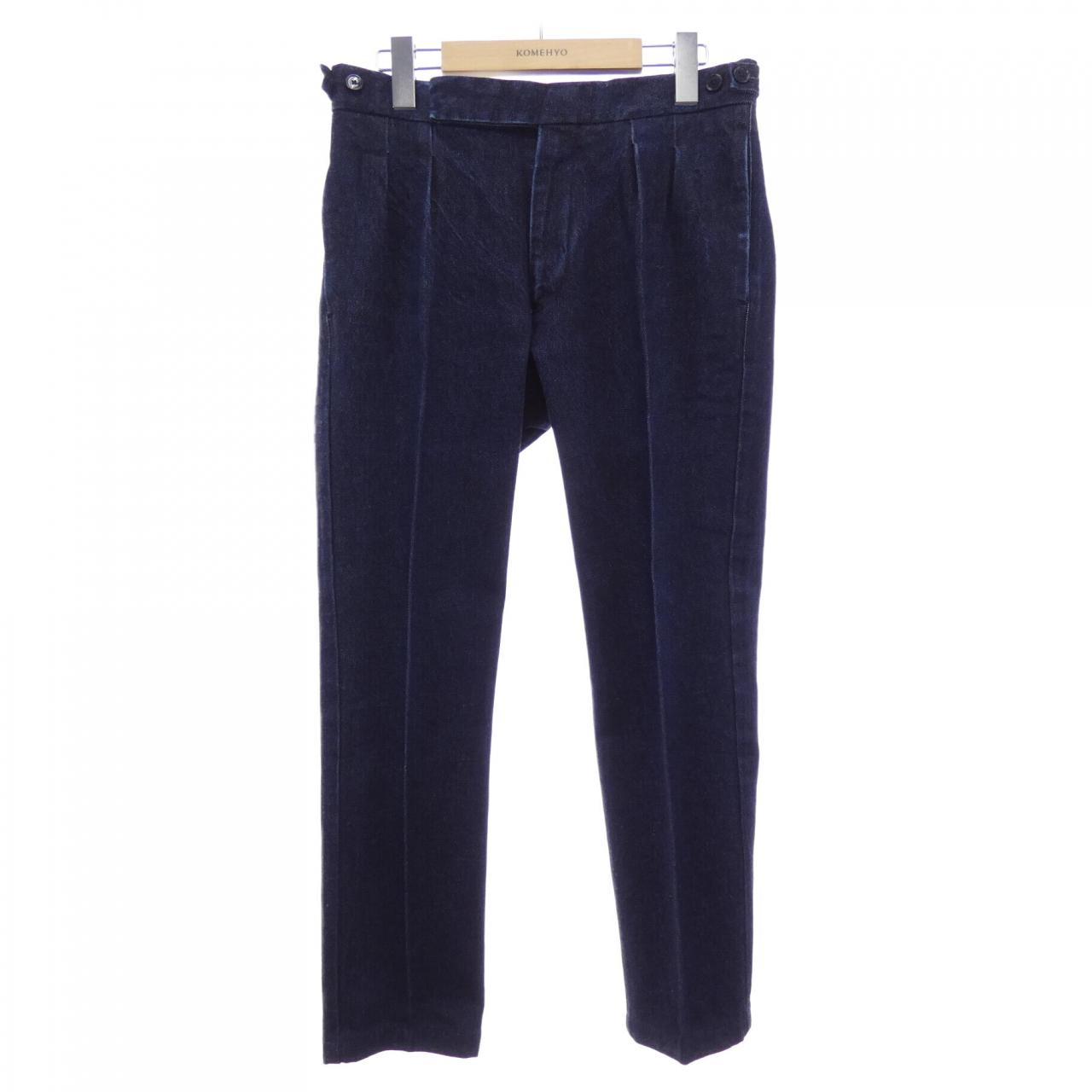 タリアトーレ TAGLIATORE ジーンズ