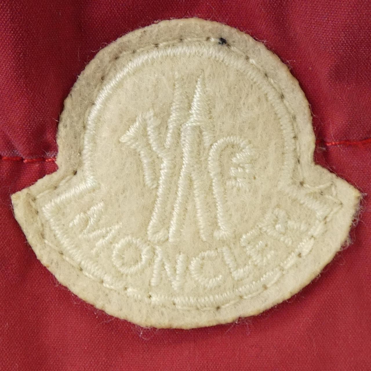 モンクレールブイ MONCLER V GYANTSE ダウンベスト