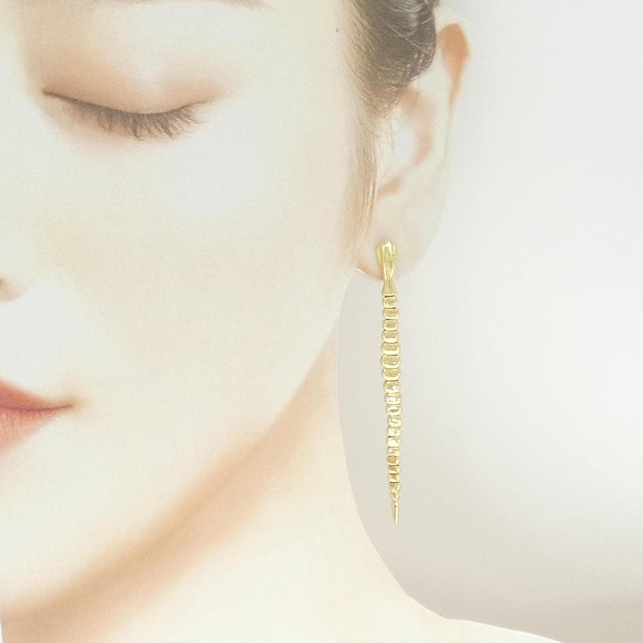 ティファニー スネーク ピアス