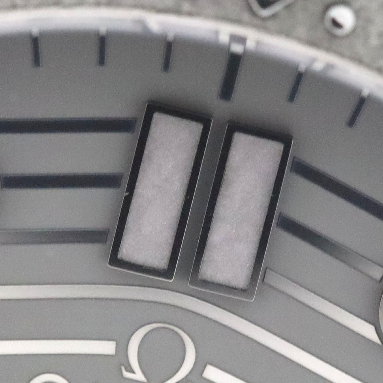 オメガ シーマスターダイバー300M 210.92.44.20.01.003 セラミック 自動巻