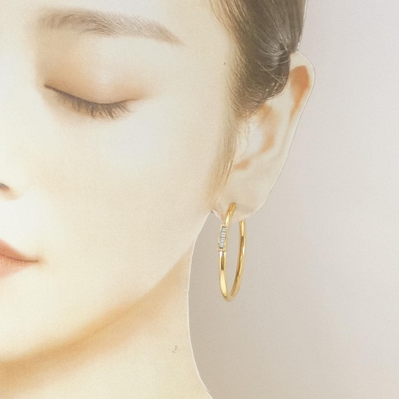 セリーヌ システム ラージ ピアス