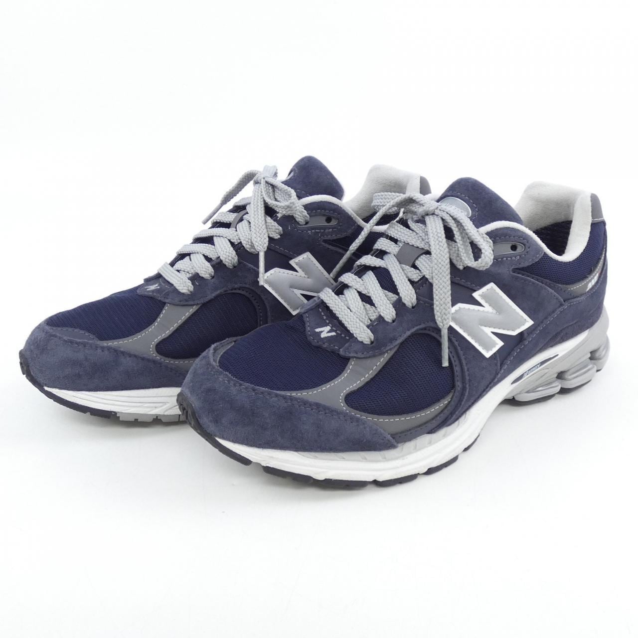 ニューバランス NEW BALANCE M2002RXK スニーカー
