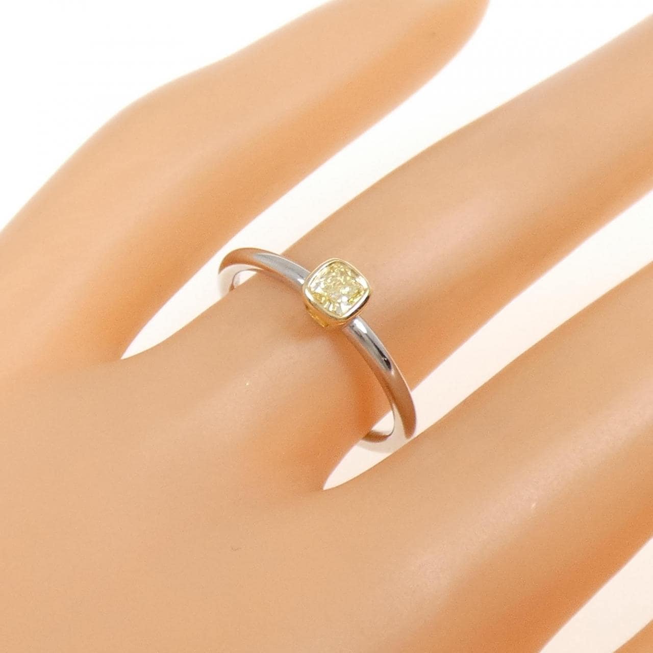 TIFFANY &amp; Co. Bizet Ring Yellow diamond Ring 0.21CT FY VVS1