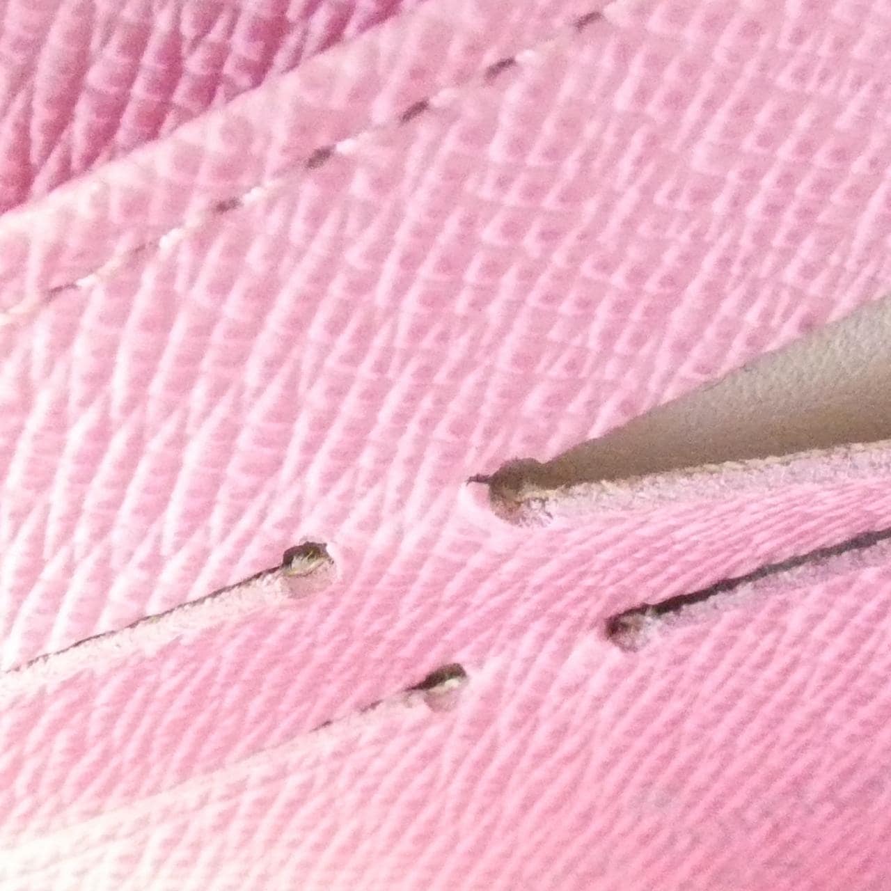 ルイヴィトン マルチカラー ジッピー ウォレット M60241 財布