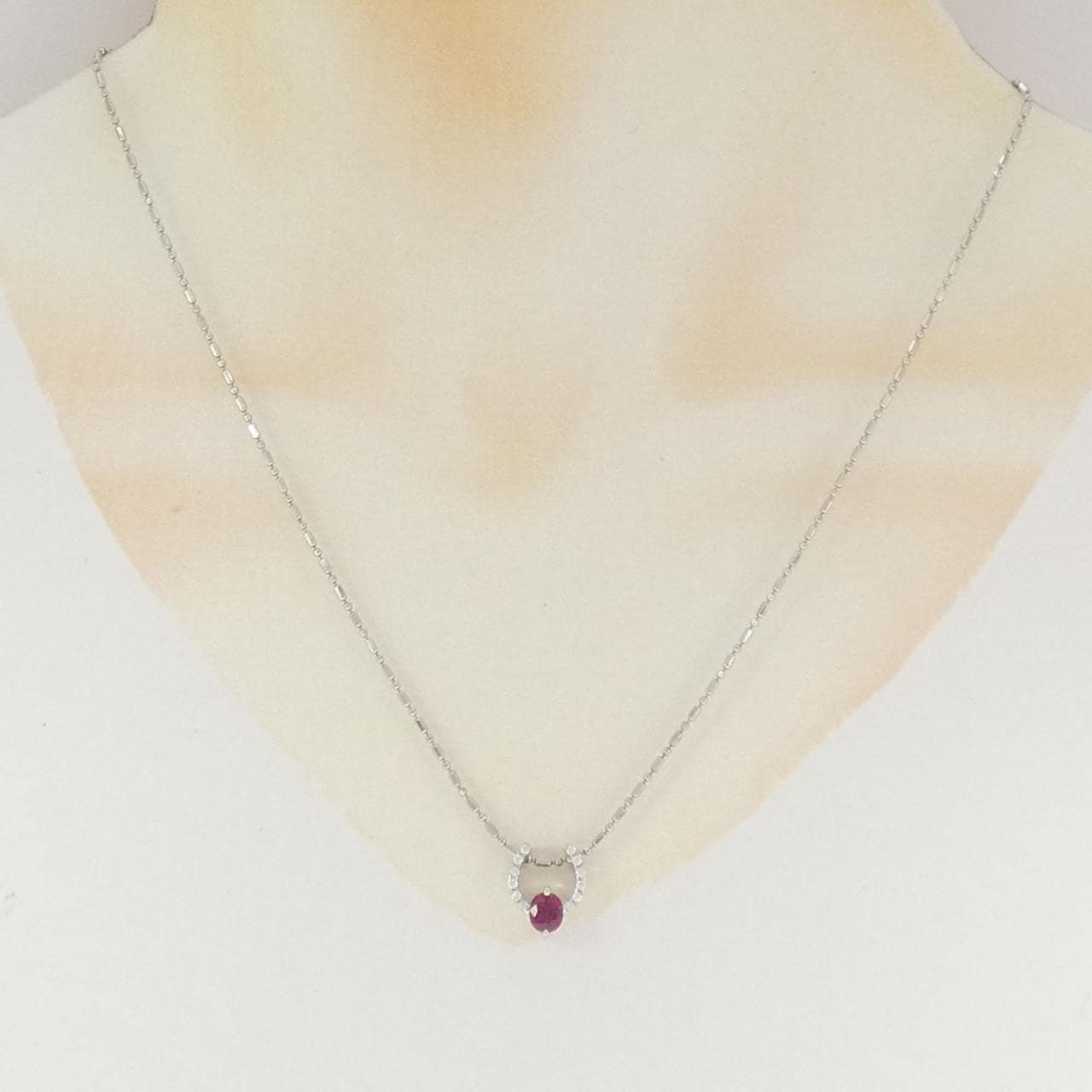 PT900/PT850 ルビー ネックレス 0.65CT