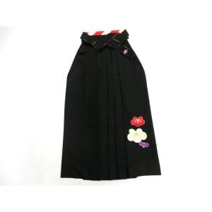 女袴　紅一点　刺繍入り　紐下１０２ｃｍ　３Ｌサイズ