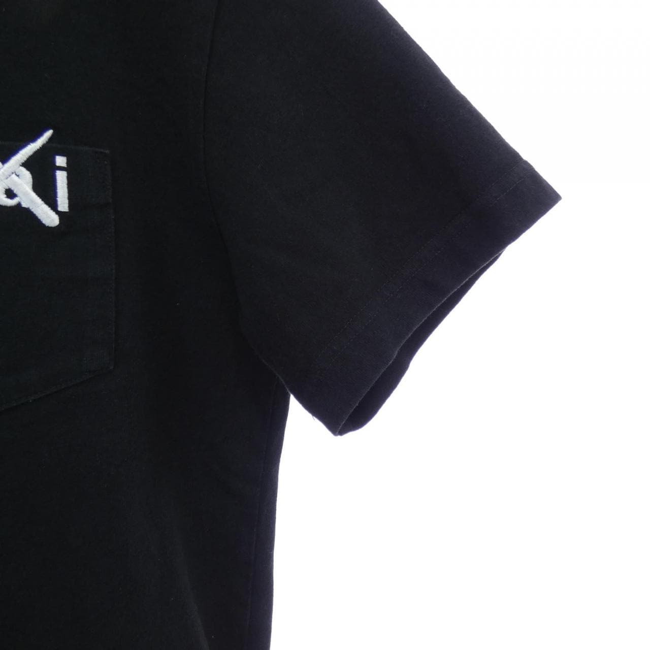 サカイ SACAI KAWS 21-0285S UNISEX Tシャツ