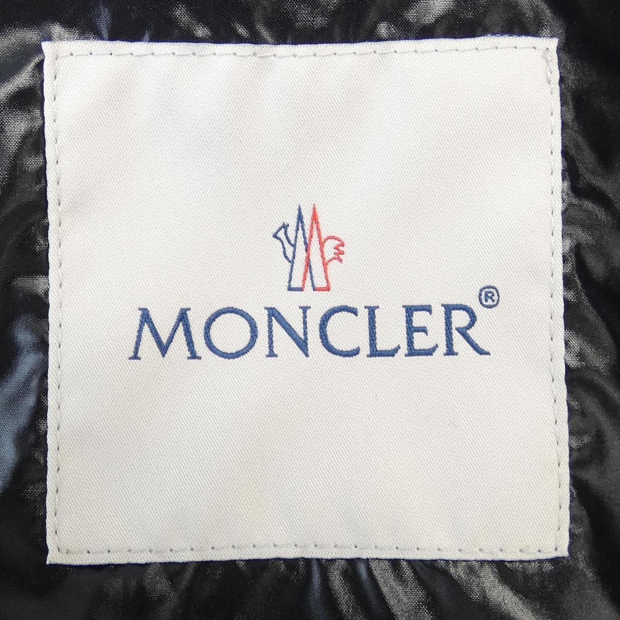 モンクレール MONCLER ダウンジャケット