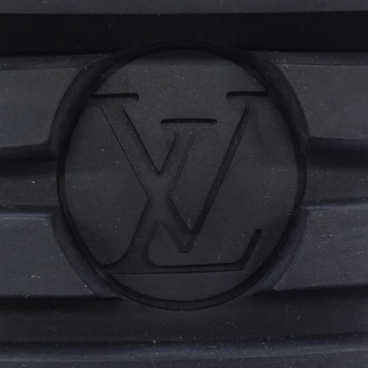 ルイヴィトン LOUIS VUITTON ローリエートライン ブーツ