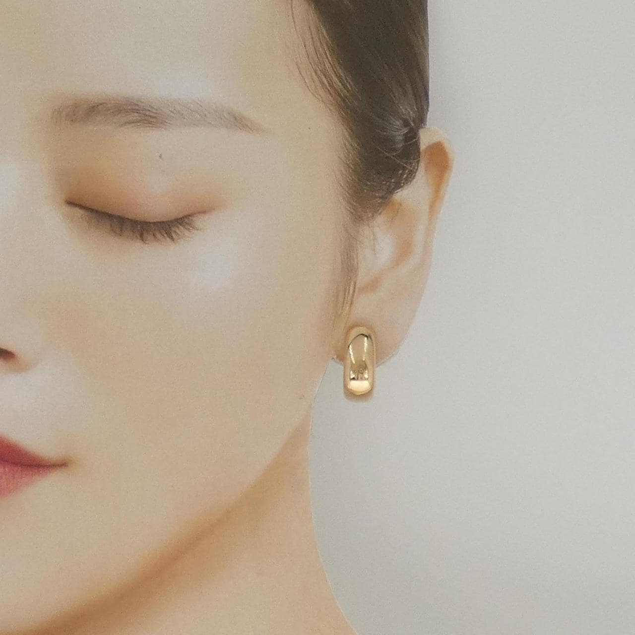 ポメラート イコニカ イヤリング