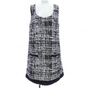 プラダ PRADA トライアングルロゴ P3G46 S221 10FV ワンピース