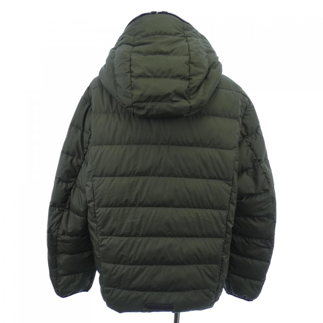 モンクレール MONCLER ダウンジャケット