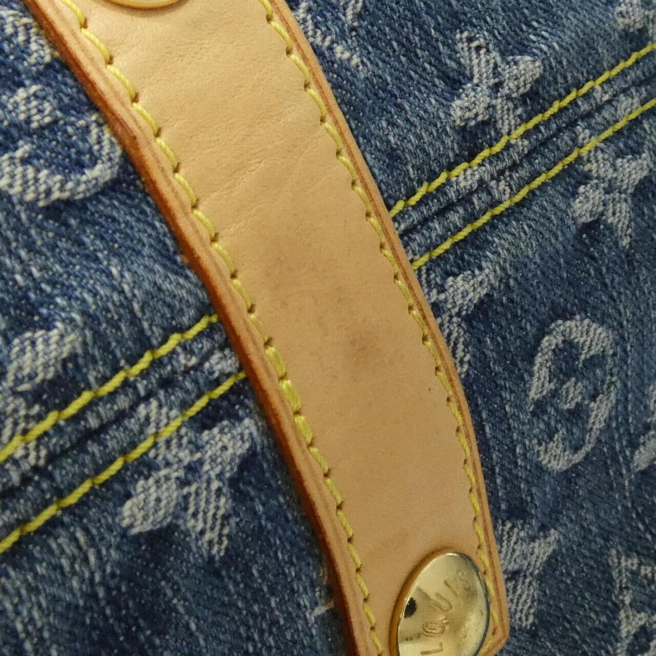 LOUIS VUITTON Monogram Denim Neo Cubby 中号包 M95349