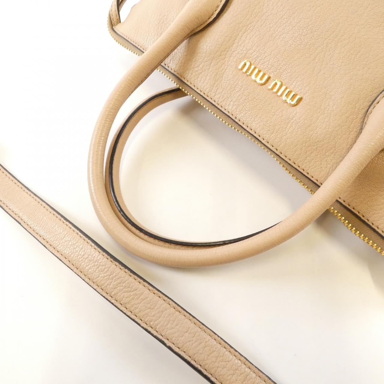 ミュウミュウ RN1016 バッグ