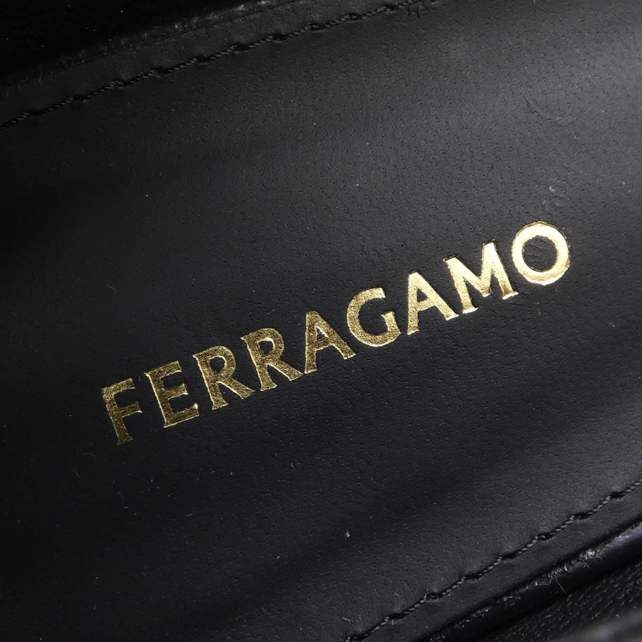フェラガモ FERRAGAMO パンプス