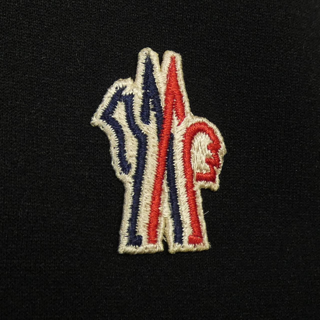 モンクレールグルノーブル MONCLER GRENOBLE 20978G00037 ダウンジャケット