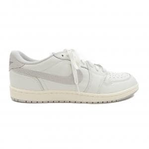 ナイキ NIKE スニーカー