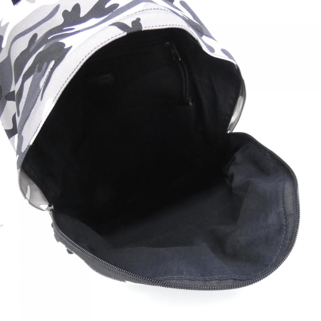 バレンシアガ エクスプローラー バックパック 503221 2BKLX リュックサック