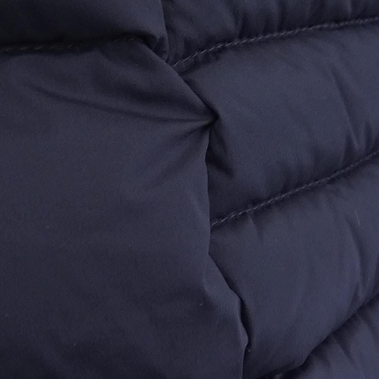 モンクレール MONCLER ダウンジャケット