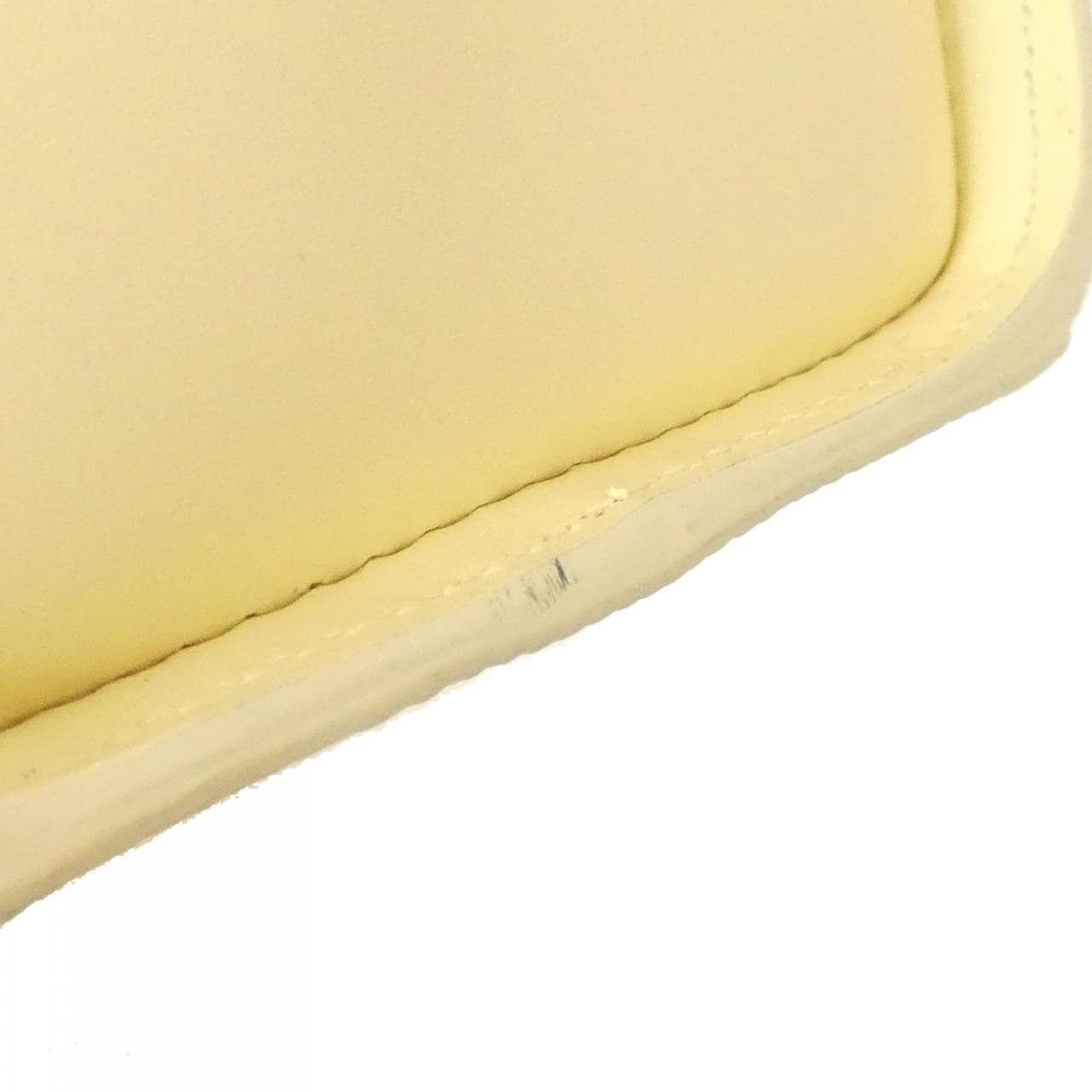 ルイヴィトン エピ ポンヌフ M5205A バッグ