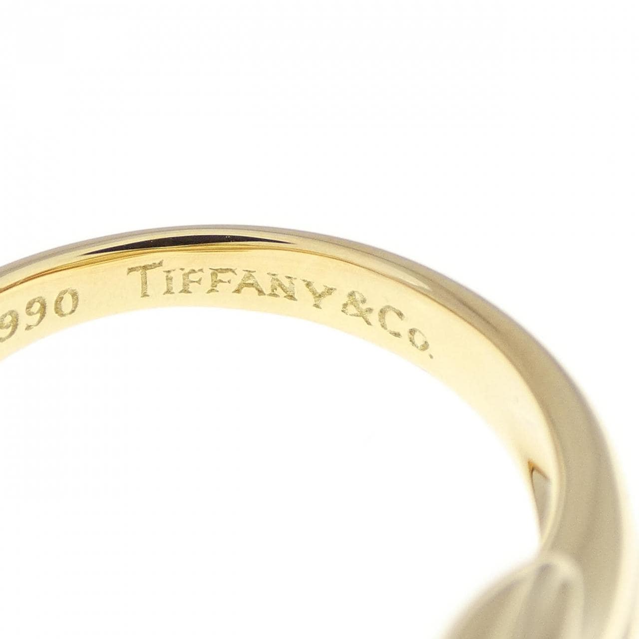 TIFFANY signature ring