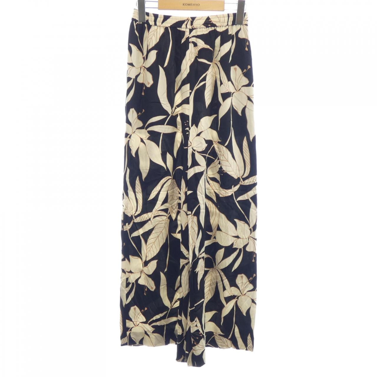 エポカ EPOCA パンツ