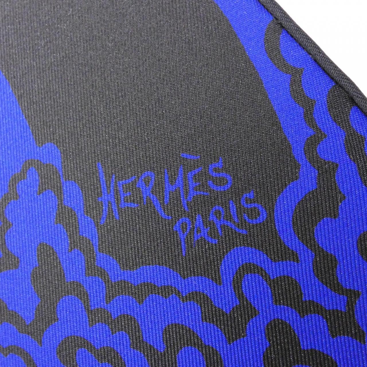 エルメス THE THREE GRACES カレ ダブル フェイス スカーフ