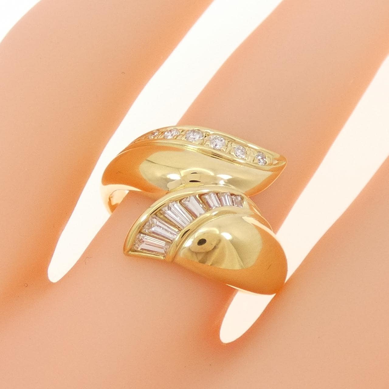 K18YG ダイヤモンド リング 0.32CT