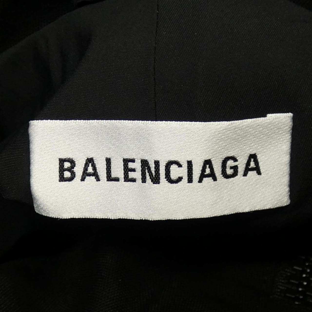 バレンシアガ BALENCIAGA 517990 ブルゾン