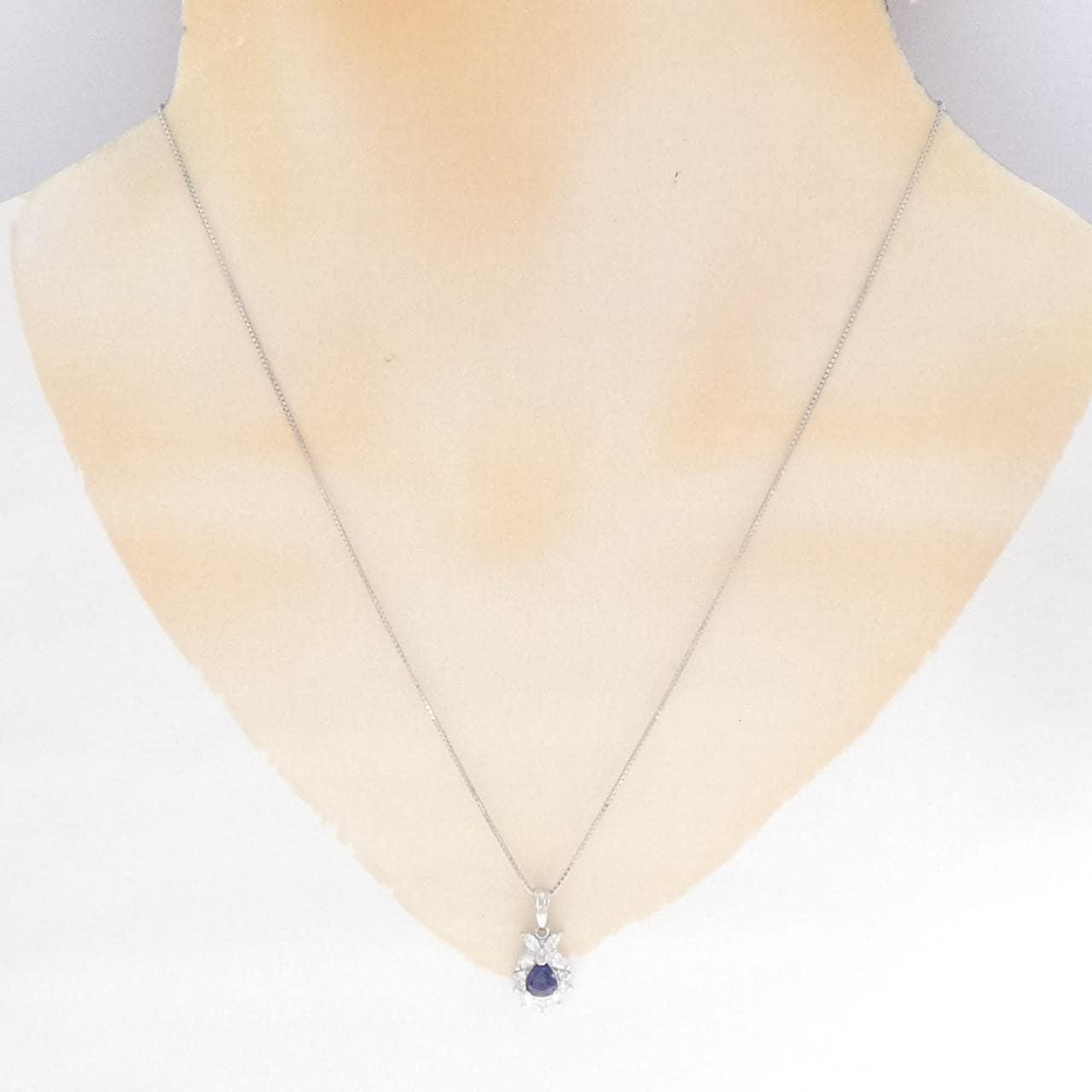 PT900/PT850 サファイヤ ネックレス 0.60CT