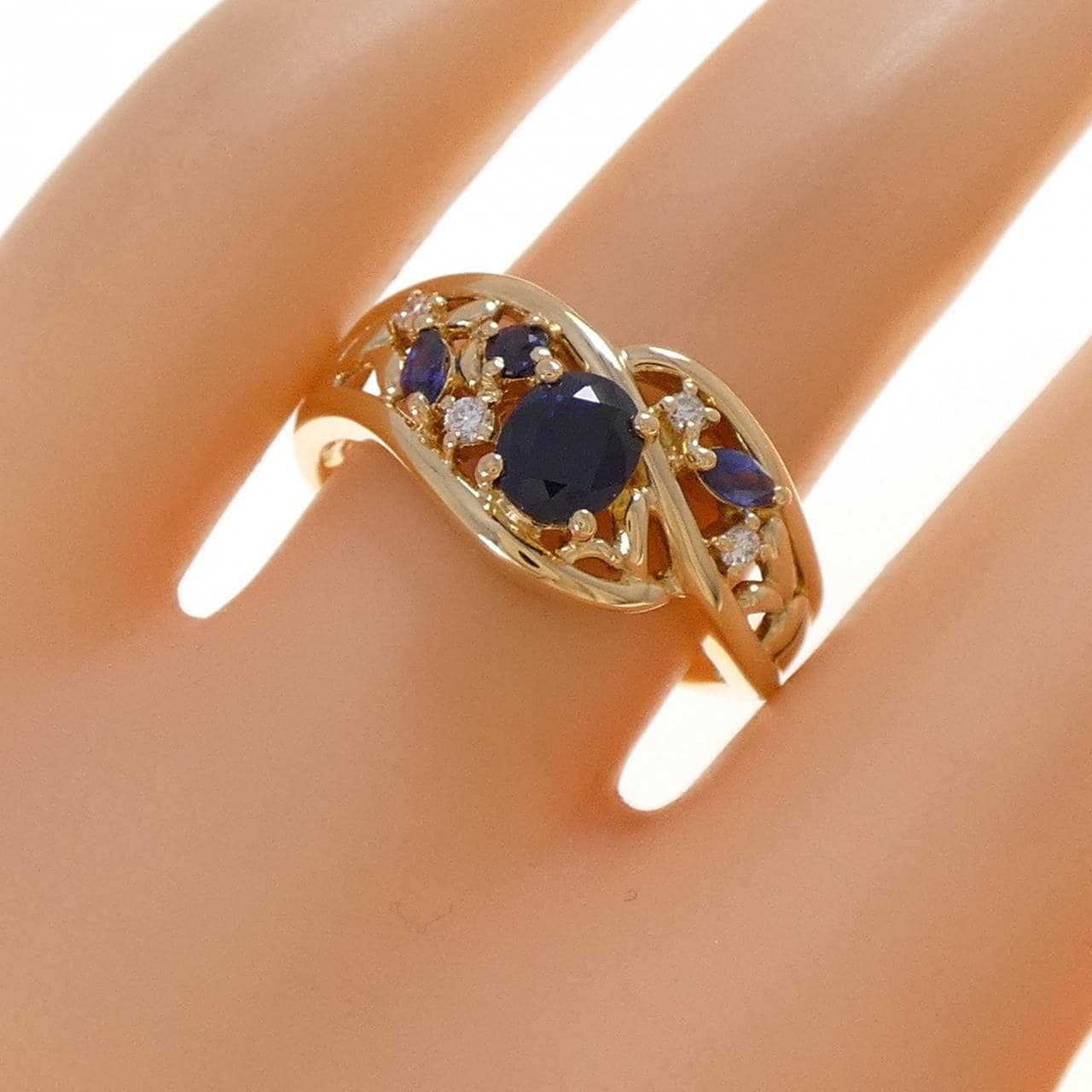 タサキ サファイヤ リング 0.90CT