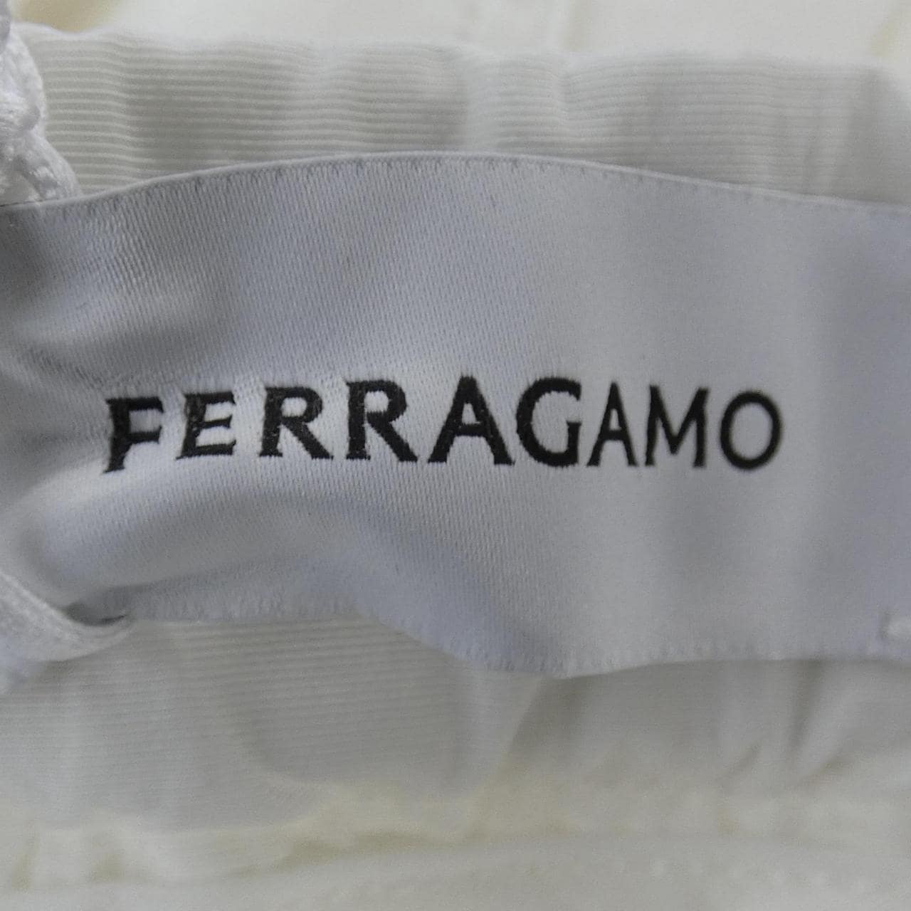 フェラガモ FERRAGAMO 14 2118 3791 002 パンツ