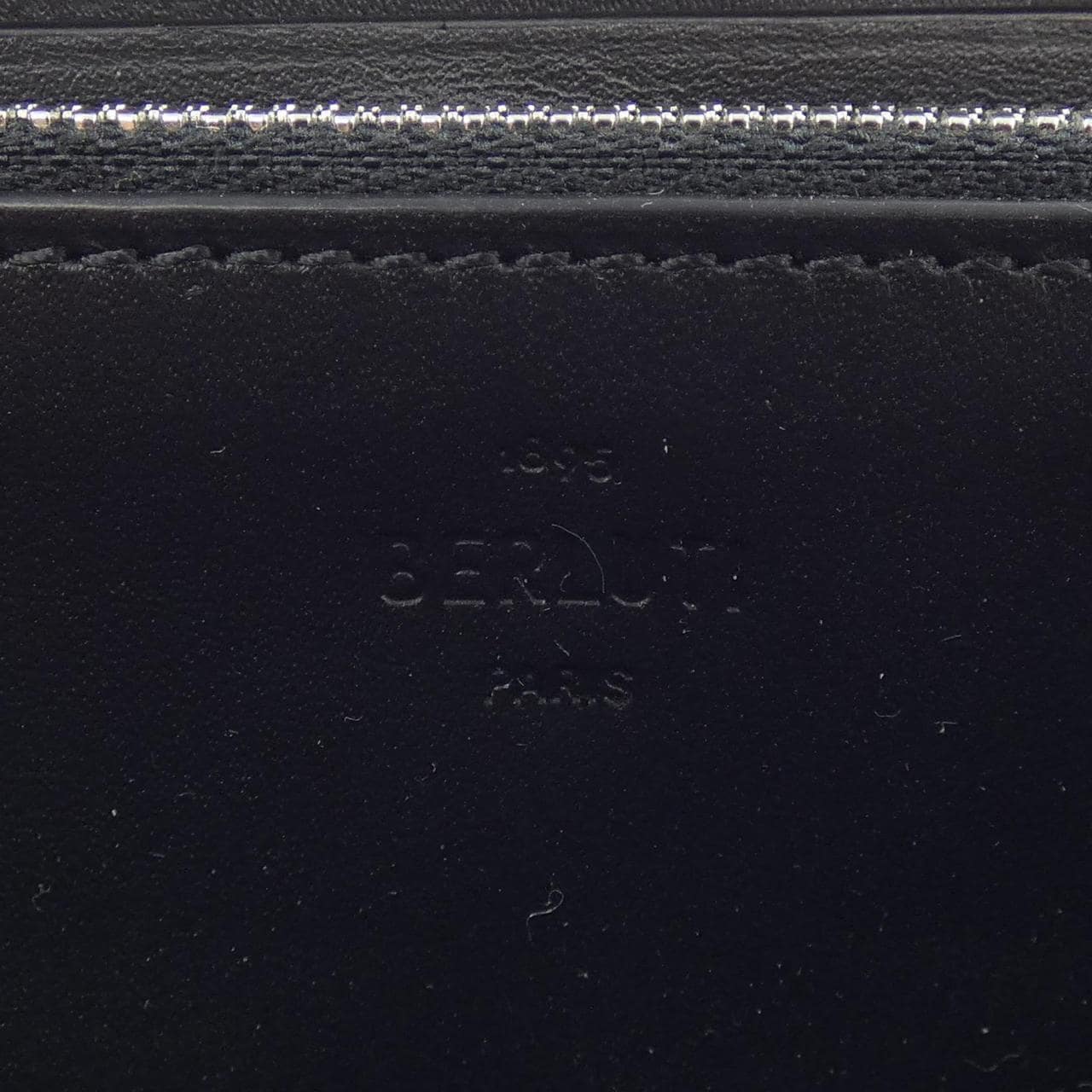 ベルルッティ Berluti イタウバロングジップウォレット WALLET