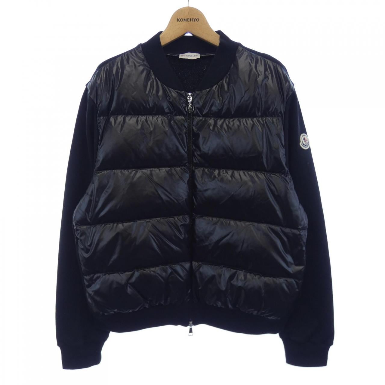 モンクレール MONCLER ダウンジャケット