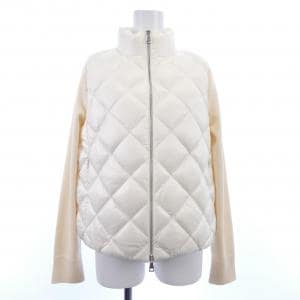 モンクレール MONCLER ダウンジャケット