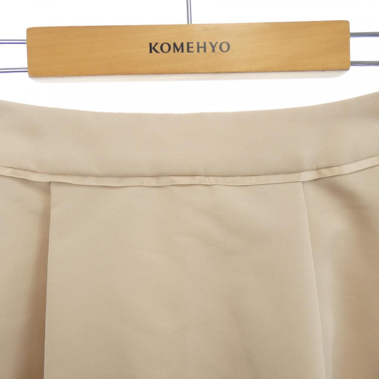 トゥービーシック TO BE CHIC スカート