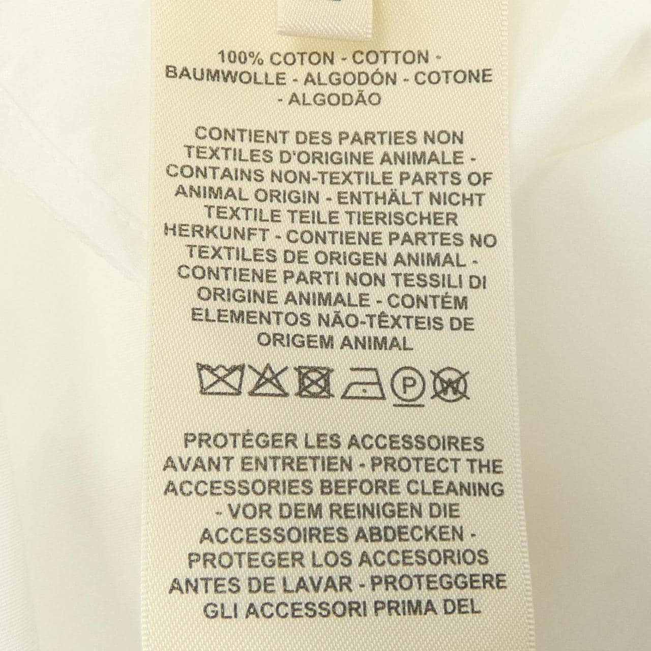 HERMES HERMES Mother-of-Pearl Button 3H0633DV Dress