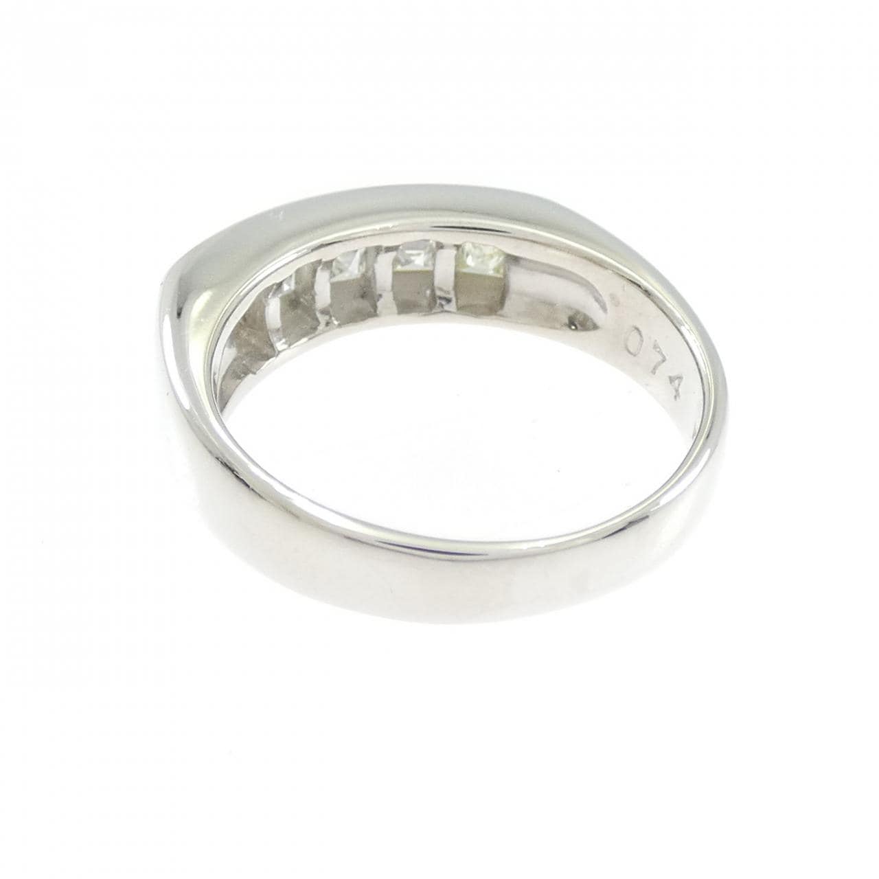 PT900 ダイヤモンド リング 0.74CT