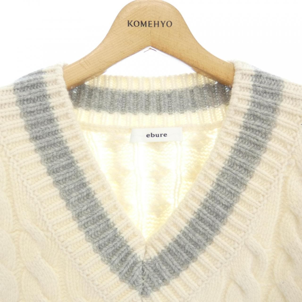 ebure knit